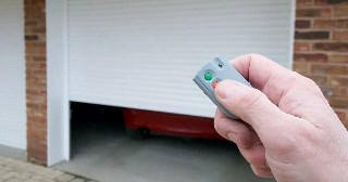Купить автоматику для рулонных ворот Боровичи, цена от 2751 руб.