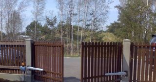 Купить распашные ворота из штакетника Боровичи, цена от 2751 руб.